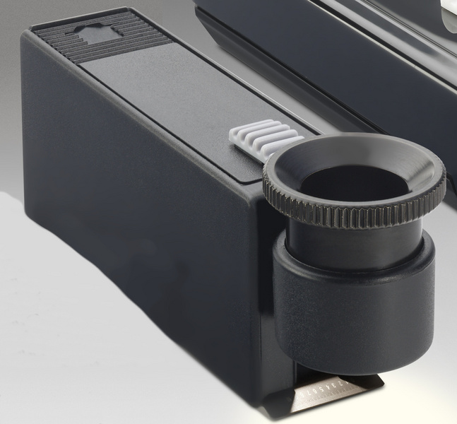 Lupa měřící - Brinellova s osvětlením - LKM 8 - D 209D